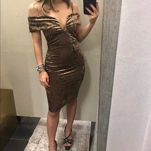 Champagne velvet dress *Brand new with tag